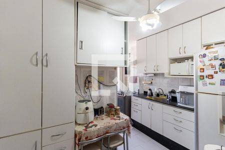 Apartamento à venda com 74m², 2 quartos e 1 vagaCozinha