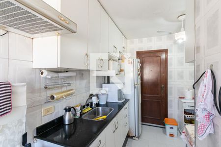 Apartamento à venda com 74m², 2 quartos e 1 vagaCozinha