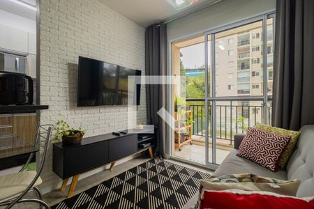 Sala de apartamento para alugar com 2 quartos, 50m² em Vila Praia, São Paulo