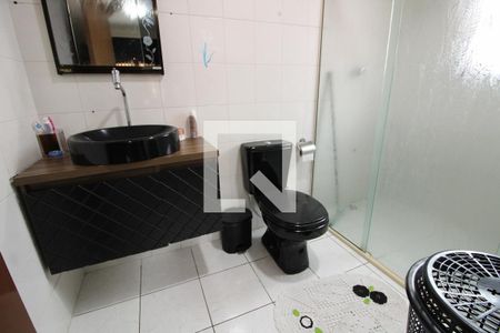Banheiro de casa à venda com 3 quartos, 190m² em Jardim Tiete, São Paulo
