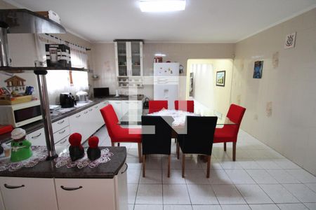 Casa à venda com 190m², 3 quartos e 3 vagasCozinha