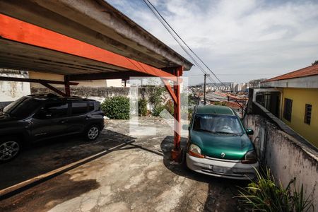 Casa à venda com 400m², 4 quartos e 3 vagas Casa à venda com 400m², 4 quartos e 3 vagasGaragem