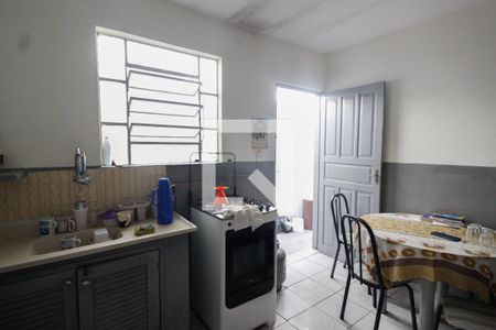 Casa à venda com 400m², 4 quartos e 3 vagas Casa à venda com 400m², 4 quartos e 3 vagasCozinha casa 2
