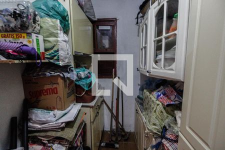 Casa à venda com 400m², 4 quartos e 3 vagas Casa à venda com 400m², 4 quartos e 3 vagasQuarto de serviço casa 1