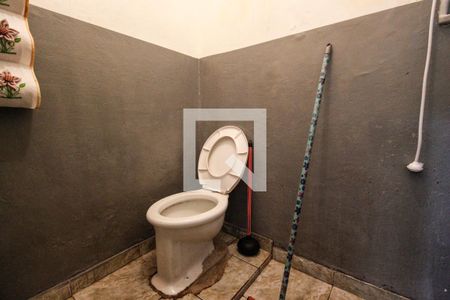 Casa à venda com 400m², 4 quartos e 3 vagas Casa à venda com 400m², 4 quartos e 3 vagasBanheiro casa 2