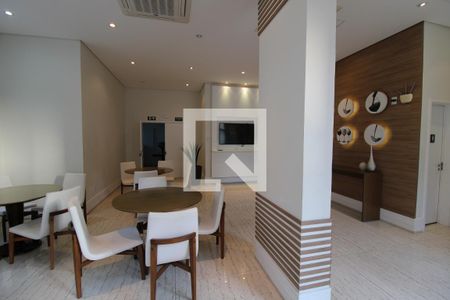 Apartamento à venda com 72m², 2 quartos e 1 vagaÁrea comum