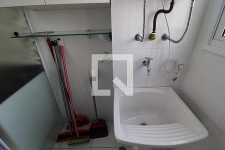 Apartamento à venda com 72m², 2 quartos e 1 vagaÁrea de Serviço