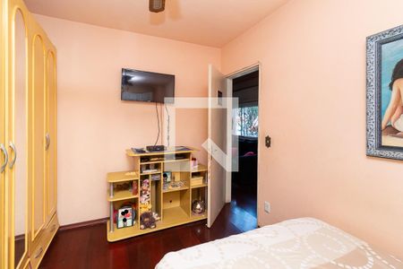 Quarto de apartamento à venda com 2 quartos, 62m² em Protásio Alves, Porto Alegre