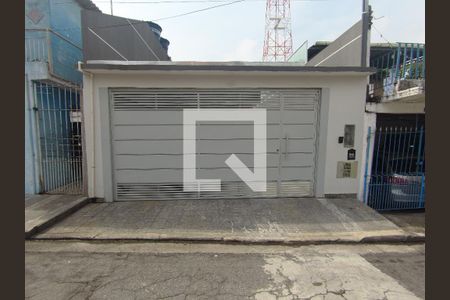 Casa à venda com 112m², 2 quartos e 2 vagasFachada