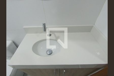 Casa à venda com 112m², 2 quartos e 2 vagasBanheiro social