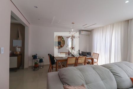 Sala de casa à venda com 3 quartos, 160m² em Jardim Pacaembu, Jundiaí