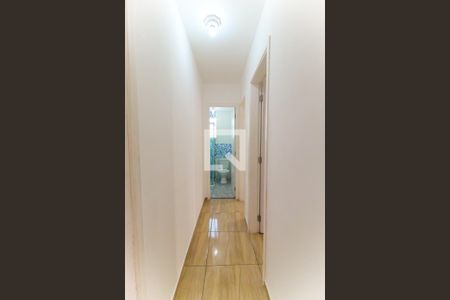 Corredor de apartamento para alugar com 2 quartos, 50m² em Fazenda Aricanduva, São Paulo