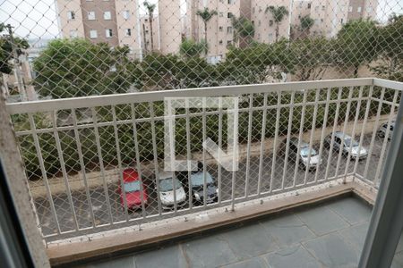 Sacada de apartamento para alugar com 2 quartos, 47m² em Metalúrgicos, Osasco