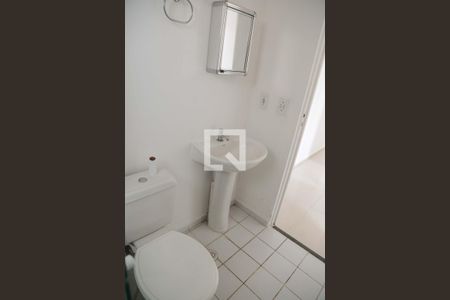 Apartamento à venda com 47m², 2 quartos e 1 vaga Apartamento à venda com 47m², 2 quartos e 1 vagaBanheiro