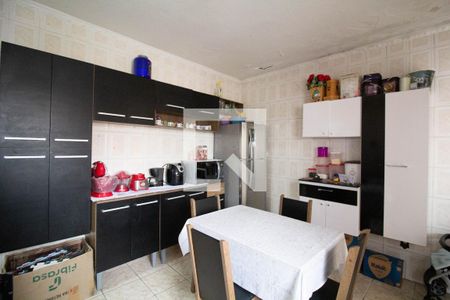 Casa à venda com 80m², 2 quartos e 1 vagacozinha 2