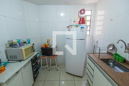 Cozinha de casa à venda com 3 quartos, 75m² em Itapoã, Belo Horizonte