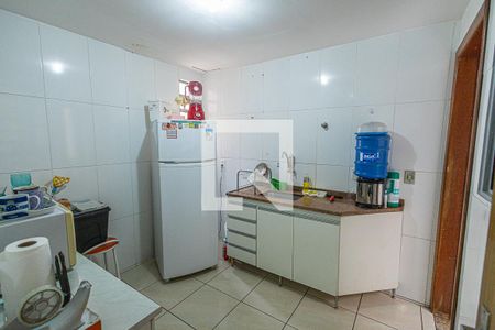 Cozinha de casa à venda com 3 quartos, 75m² em Itapoã, Belo Horizonte