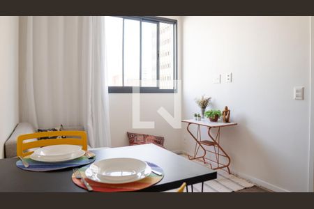 Sala de apartamento para alugar com 2 quartos, 34m² em Vila Buarque, São Paulo