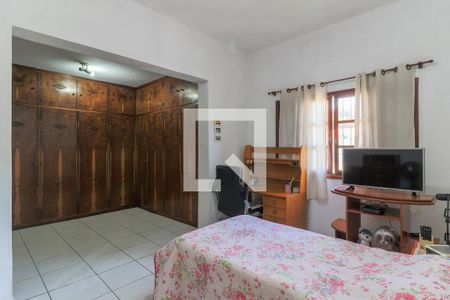 Casa à venda com 180m², 3 quartos e 2 vagasSuíte 2