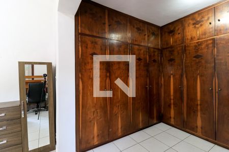Casa à venda com 180m², 3 quartos e 2 vagasCloset da suíte 2