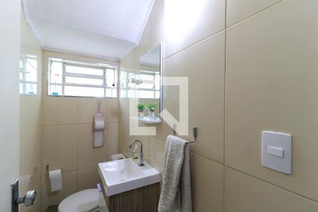 Casa à venda com 180m², 3 quartos e 2 vagasLavabo