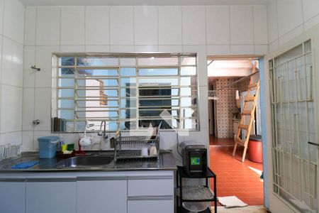 Casa à venda com 180m², 3 quartos e 2 vagasCozinha