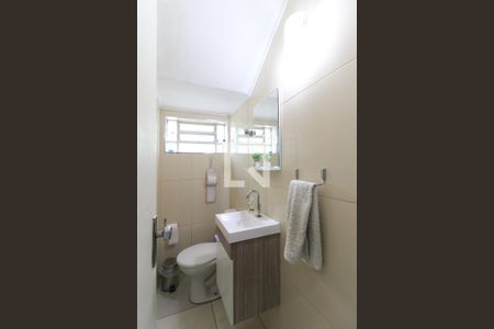 Casa à venda com 180m², 3 quartos e 2 vagasLavabo