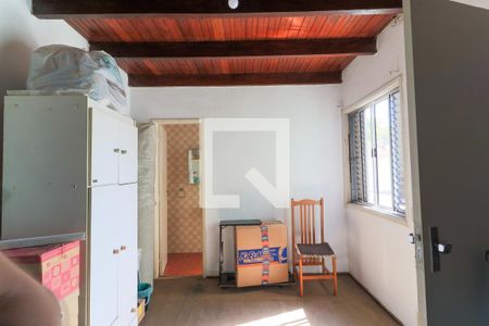 Casa à venda com 180m², 3 quartos e 2 vagasQuarto de Serviço