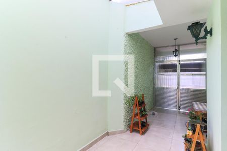 Casa à venda com 180m², 3 quartos e 2 vagasHall de entrada