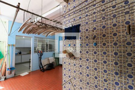 Casa à venda com 180m², 3 quartos e 2 vagasÁrea de Serviço