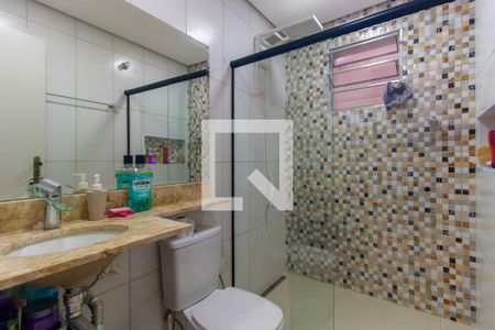 Casa à venda com 169m², 5 quartos e 2 vagas Casa à venda com 169m², 5 quartos e 2 vagasBanheiro 1