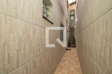 Corredor de acesso de casa à venda com 4 quartos, 169m² em Jardim Tiete, São Paulo