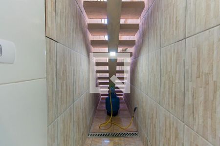 Casa à venda com 169m², 5 quartos e 2 vagas Casa à venda com 169m², 5 quartos e 2 vagasLavanderia