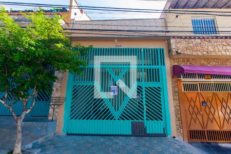 Casa à venda com 169m², 5 quartos e 2 vagas Casa à venda com 169m², 5 quartos e 2 vagasPlaca Quinto Andar