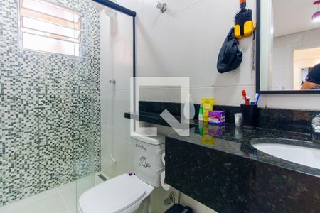 Casa à venda com 169m², 5 quartos e 2 vagas Casa à venda com 169m², 5 quartos e 2 vagasBanheiro 4