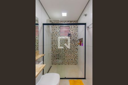 Casa à venda com 169m², 5 quartos e 2 vagas Casa à venda com 169m², 5 quartos e 2 vagasBanheiro 1