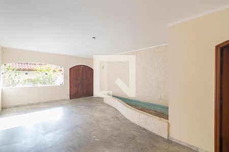 Sala de Estar de casa para alugar com 3 quartos, 512m² em Vila Gilda, Santo André