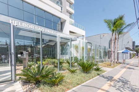 Apartamento para alugar com 64m², 2 quartos e 1 vagaFachada