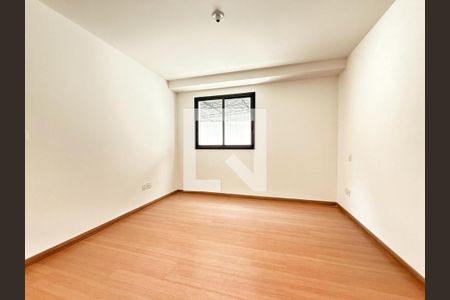 Suíte de apartamento à venda com 3 quartos, 136m² em Alto Barroca, Belo Horizonte