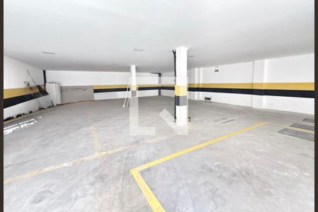 Garagem de apartamento à venda com 2 quartos, 77m² em Alto Barroca, Belo Horizonte