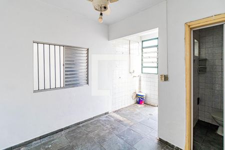 Casa para alugar com 150m², 3 quartos e 3 vagasÁrea serviço - Cômodo