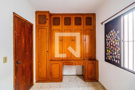 Casa para alugar com 150m², 3 quartos e 3 vagasQuarto 02