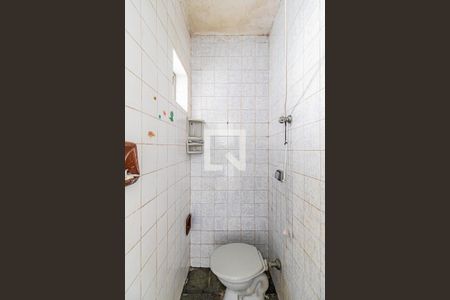 Casa para alugar com 150m², 3 quartos e 3 vagasÁrea serviço - Banheiro