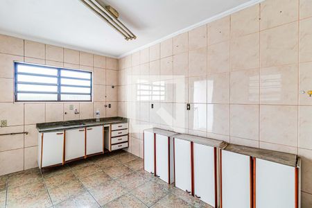 Casa para alugar com 150m², 3 quartos e 3 vagasCozinha