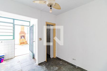 Casa para alugar com 150m², 3 quartos e 3 vagasÁrea serviço - Cômodo