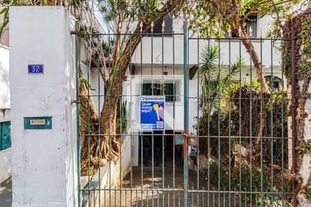 Casa para alugar com 150m², 3 quartos e 3 vagasFachada externa