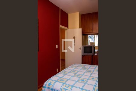 Apartamento à venda com 67m², 2 quartos e 1 vagaQuarto 02