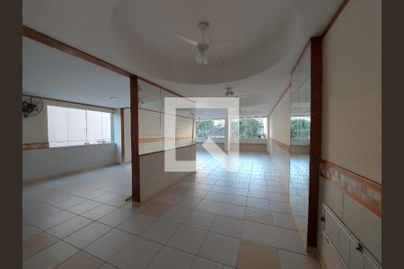 Apartamento à venda com 67m², 2 quartos e 1 vagaSalão de Festas