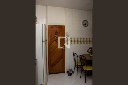 Apartamento à venda com 67m², 2 quartos e 1 vagaCozinha