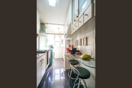 Apartamento à venda com 64m², 2 quartos e 2 vagasCozinha